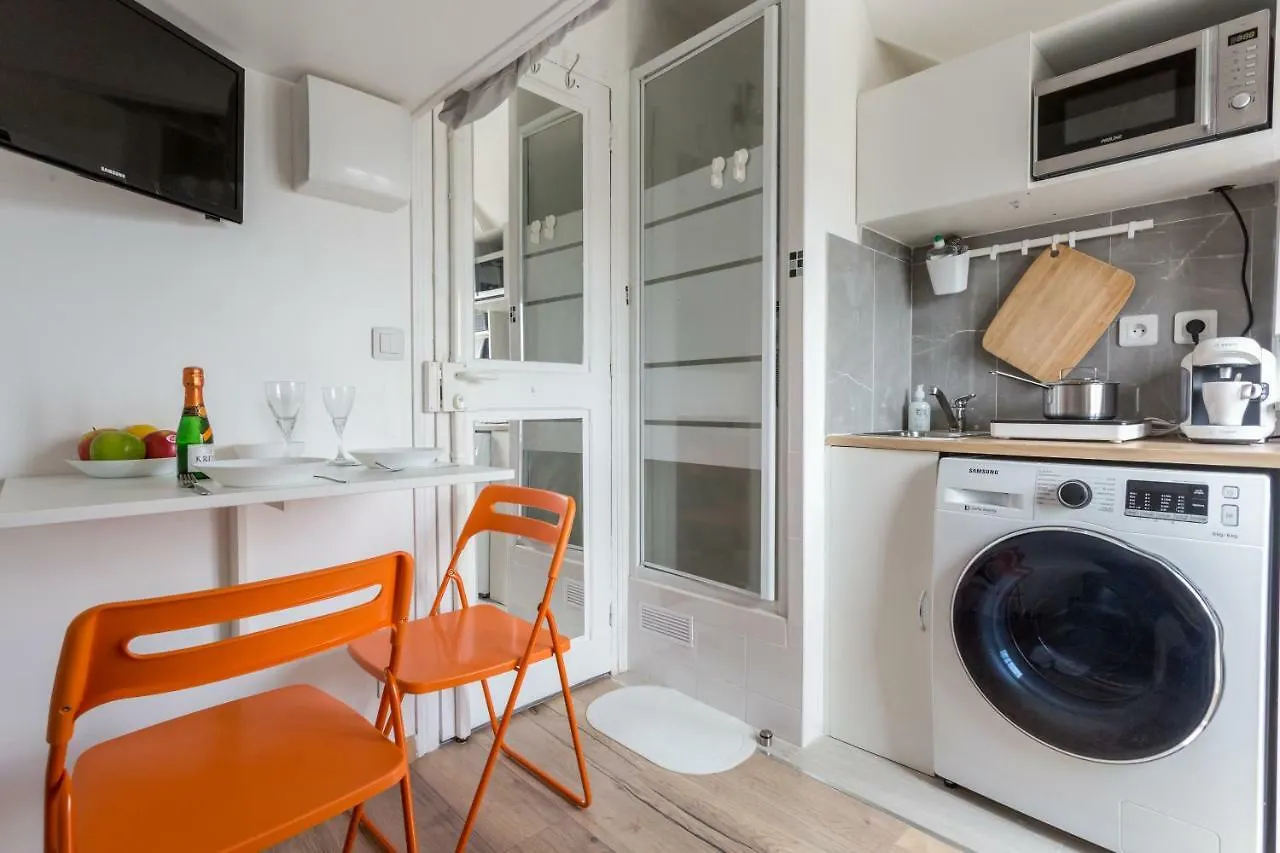 Apartment Charming Studio - Palais De Congres Paris France